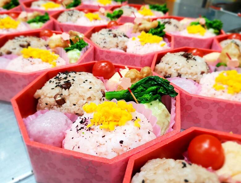 期間限定  ～ラ・ターブル特製　🌸春のお祝い弁当🌸～